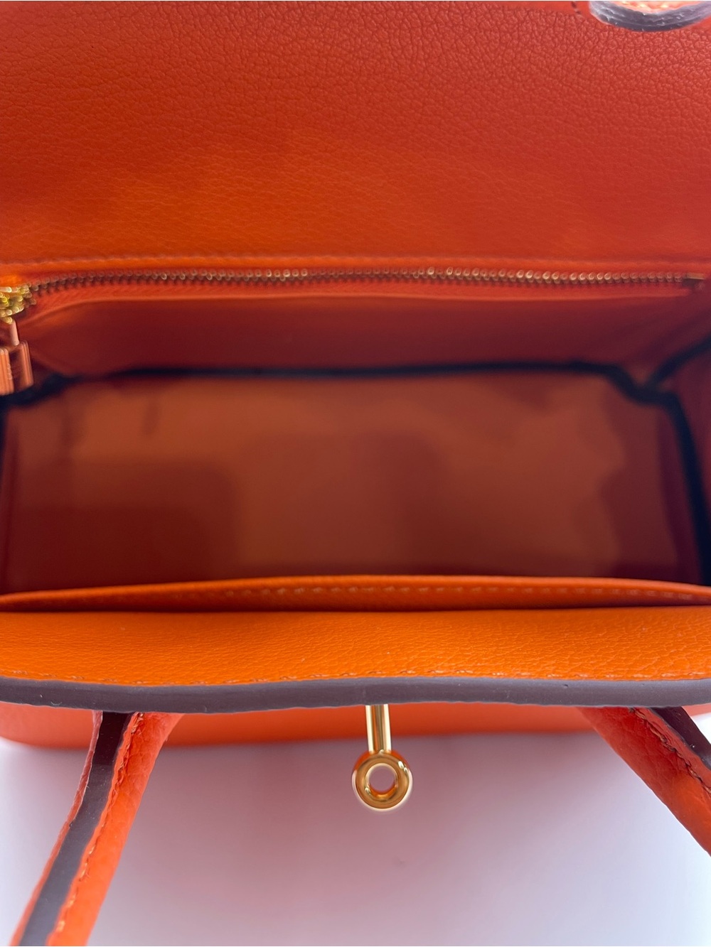 The Ellington 25 - Orange - Picture 7 of 10